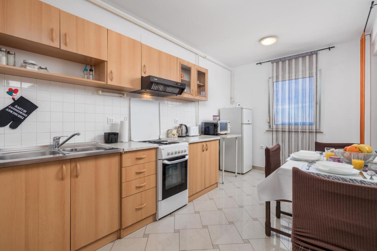 Apartman Iris 2 -Rijeka Apartment Bagian luar foto