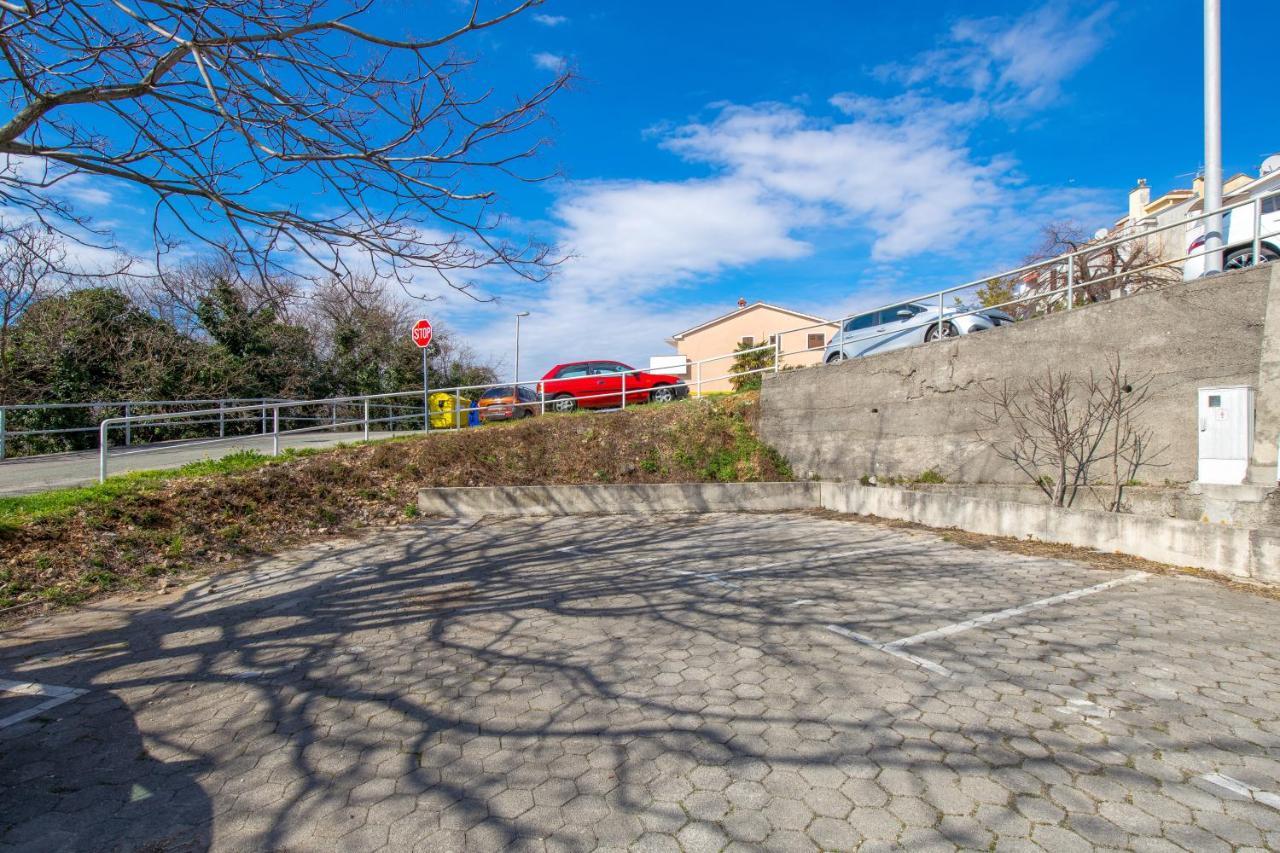 Apartman Iris 2 -Rijeka Apartment Bagian luar foto