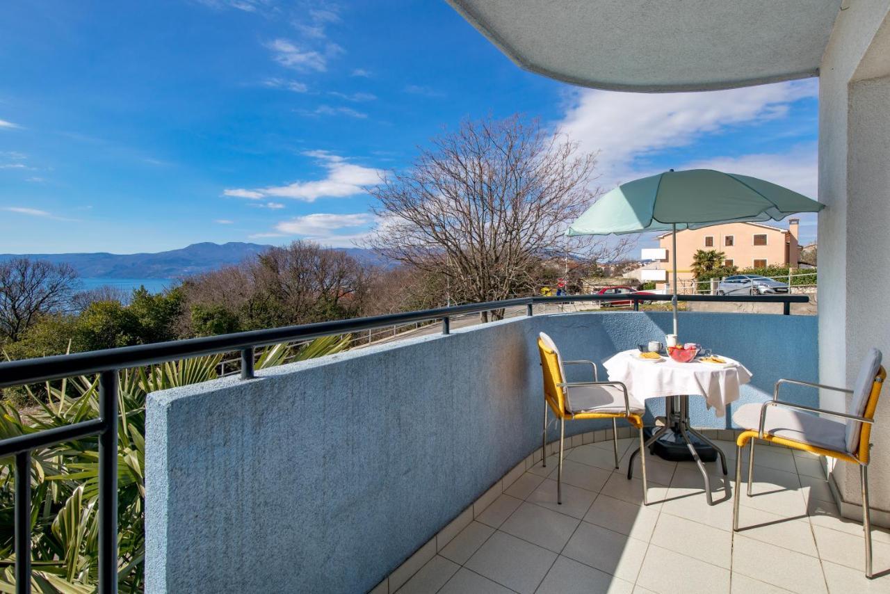 Apartman Iris 2 -Rijeka Apartment Bagian luar foto